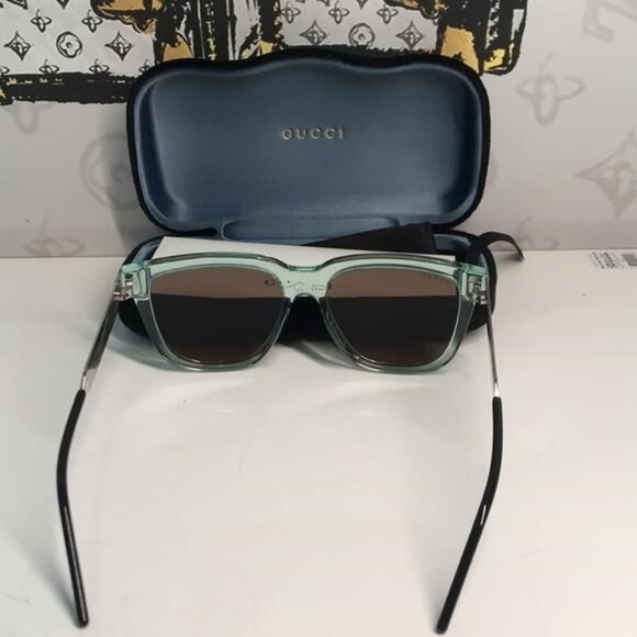✨ Brand New Gucci GG0976S 002 Sunglasses – Green Mint with Brown Lenses ✨ - Picture 8 of 11